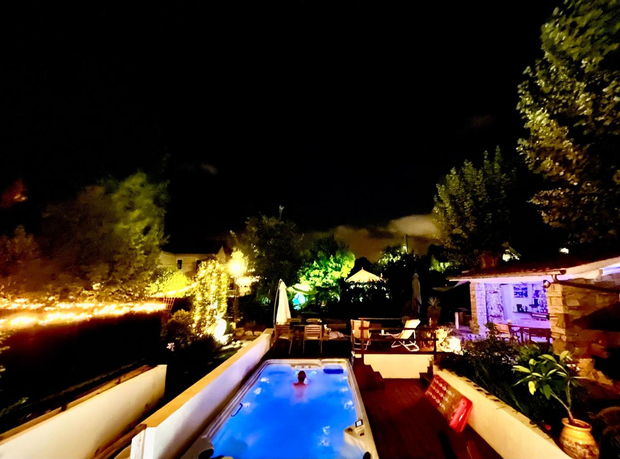 Ajna Couette-café 2*